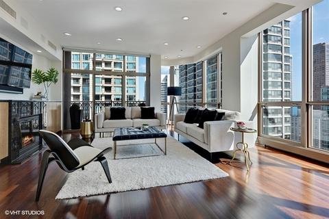 21 E Huron St #4205, Chicago, IL 60611 photo 2