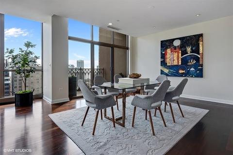 21 E Huron St #4205, Chicago, IL 60611 photo 4