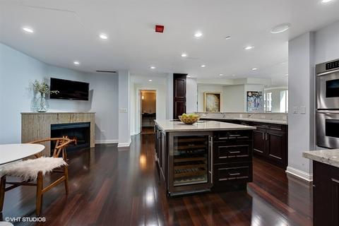21 E Huron St #4205, Chicago, IL 60611 photo 6