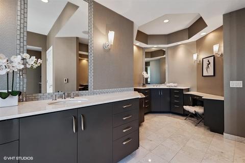 21 E Huron St #4205, Chicago, IL 60611 photo 12