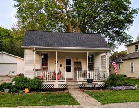 106 N Harrison St, Sidney, IL 61877 photo 1