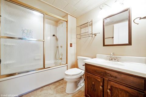 869 Lakeside Dr, Bartlett, IL 60103 photo 11