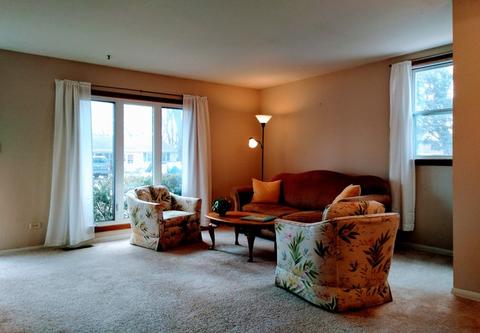 234 W Jeffery Ave, Wheeling, IL 60090 photo 5