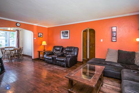 3263 S Schultz Dr, Lansing, IL 60438 photo 4