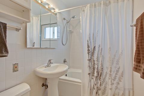 710 N Pine St, Mount Prospect, IL 60056 photo 14