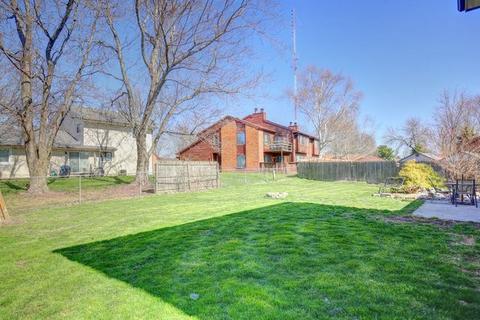 617 Crestview Dr, Champaign, IL 61822 photo 33