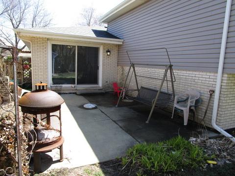 18414 Maple St, Lansing, IL 60438 photo 23