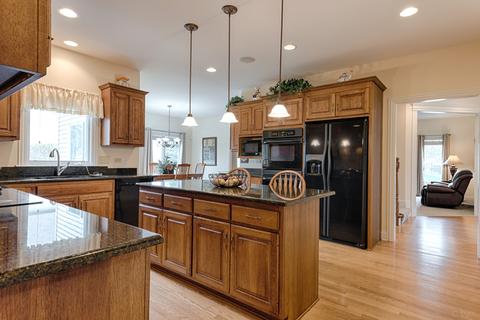 25804 Ross St, Plainfield, IL 60585 photo 3