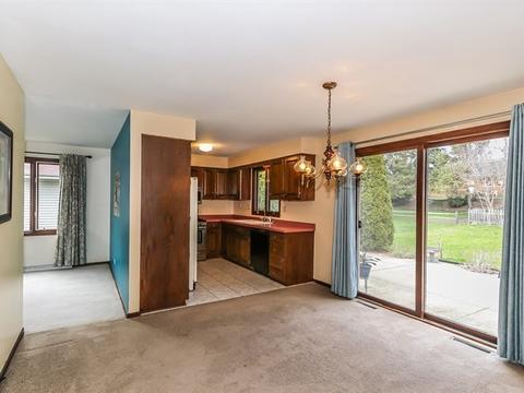 31 Greenridge Rd, Elgin, IL 60120 photo 8