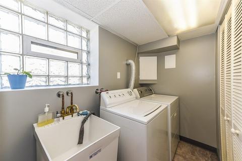 1880 Nimitz Dr, Des Plaines, IL 60018 photo 17
