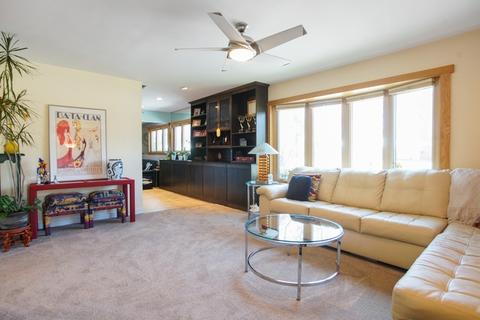 570 Kingman Ln, Hoffman Estates, IL 60169 photo 7