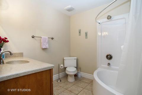 108 Alder Ct, Rolling Meadows, IL 60008 photo 11