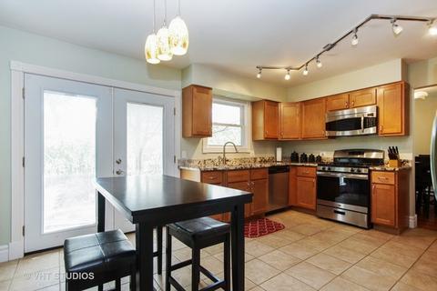 108 Alder Ct, Rolling Meadows, IL 60008 photo 3