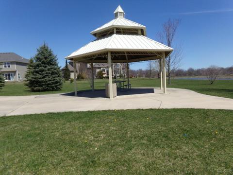 15830 Brookshore Dr, Plainfield, IL 60544 photo 9