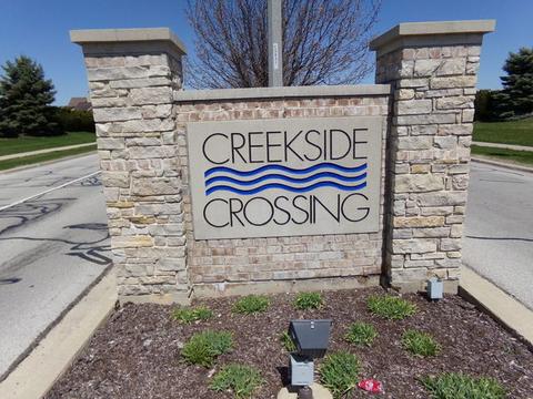15830 Brookshore Dr, Plainfield, IL 60544 photo 2