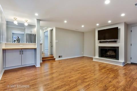 1007 Dell Rd, Northbrook, IL 60062 photo 7