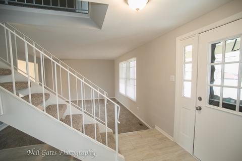 913 College Ave, Matteson, IL 60443 photo 3