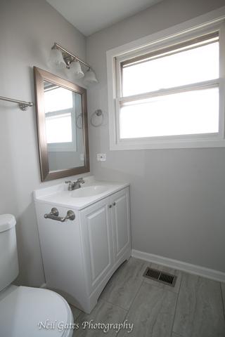 913 College Ave, Matteson, IL 60443 photo 21