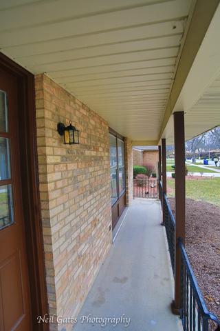 913 College Ave, Matteson, IL 60443 photo 2