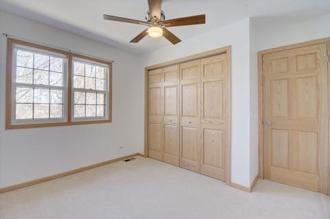 2326 Robin Ln, Elgin, IL 60123 photo 19