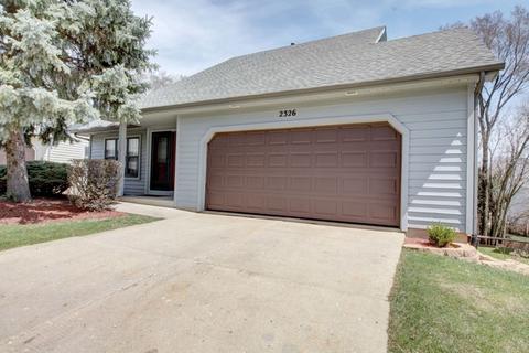 2326 Robin Ln, Elgin, IL 60123 photo 2