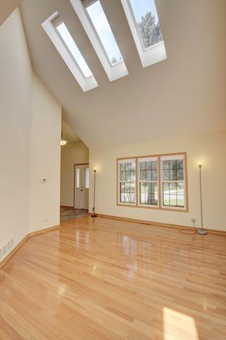 2326 Robin Ln, Elgin, IL 60123 photo 5