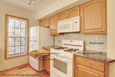 2326 Robin Ln, Elgin, IL 60123 photo 9