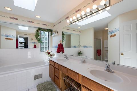 2403 Pine Crest Ct, Spring Grove, IL 60081 photo 21