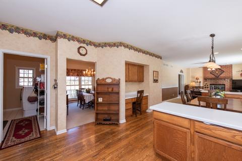 2403 Pine Crest Ct, Spring Grove, IL 60081 photo 10