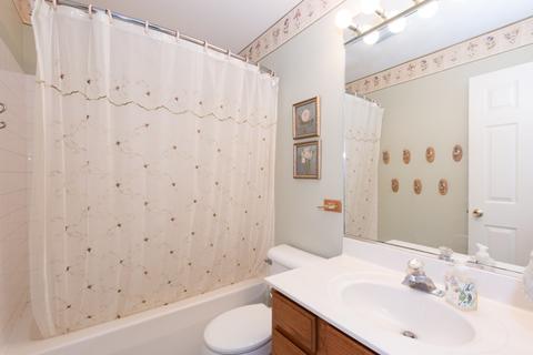 2403 Pine Crest Ct, Spring Grove, IL 60081 photo 15