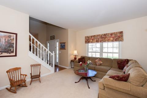 2403 Pine Crest Ct, Spring Grove, IL 60081 photo 3