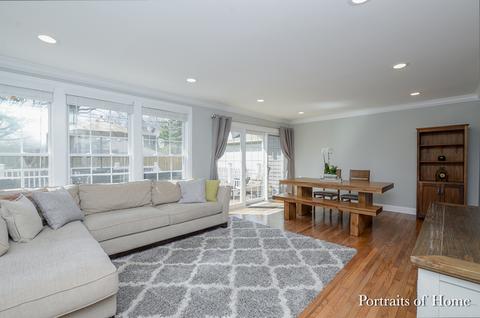 832 Lyford Ln, Wheaton, IL 60189 photo 3
