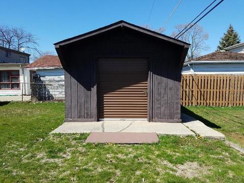 9213 Willow Ln, Bridgeview, IL 60455 photo 11