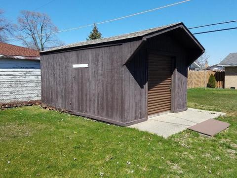 9213 Willow Ln, Bridgeview, IL 60455 photo 12