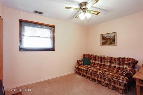 9213 Willow Ln, Bridgeview, IL 60455 photo 8