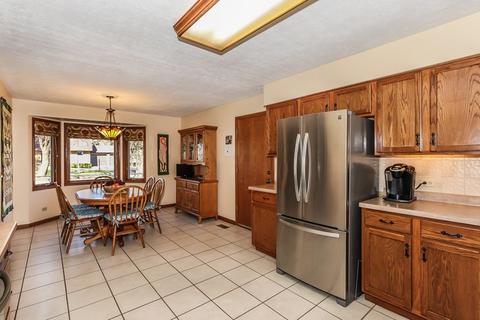 1293 Wolff Ave, Elgin, IL 60123 photo 11