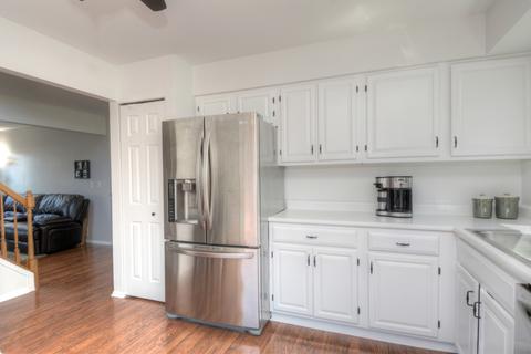 1442 Boston Ct, Bartlett, IL 60103 photo 9
