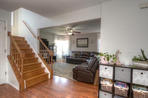1442 Boston Ct, Bartlett, IL 60103 photo 3
