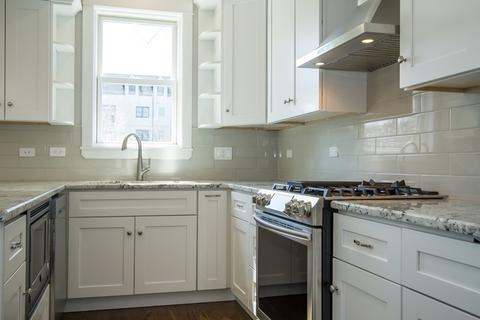 1375 E 64th St, Chicago, IL 60637 photo 9