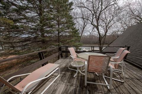2806 S Riverside Dr, Mchenry, IL 60050 photo 21