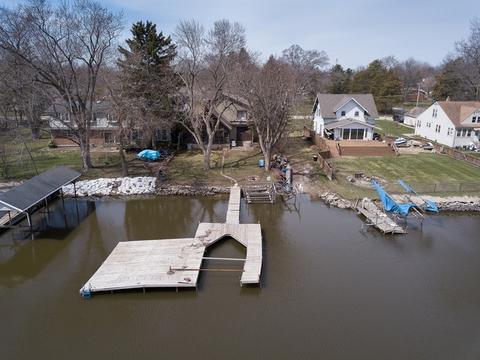 2806 S Riverside Dr, Mchenry, IL 60050 photo 25