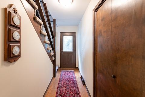 2806 S Riverside Dr, Mchenry, IL 60050 photo 4