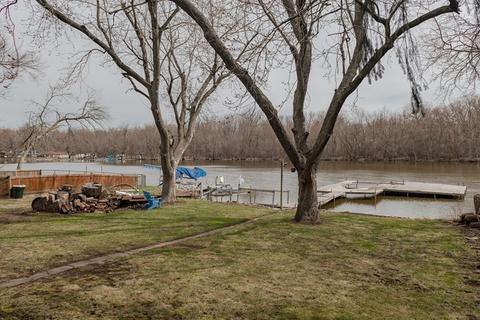 2806 S Riverside Dr, Mchenry, IL 60050 photo 24
