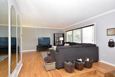 1103 Juniper Ln, Mount Prospect, IL 60056 photo 17