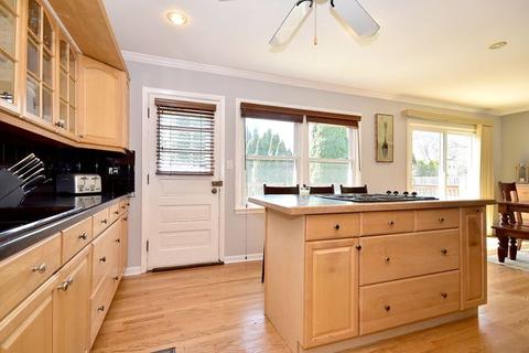 1103 Juniper Ln, Mount Prospect, IL 60056 photo 7