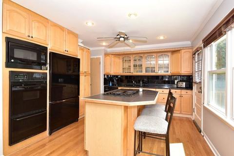 1103 Juniper Ln, Mount Prospect, IL 60056 photo 10