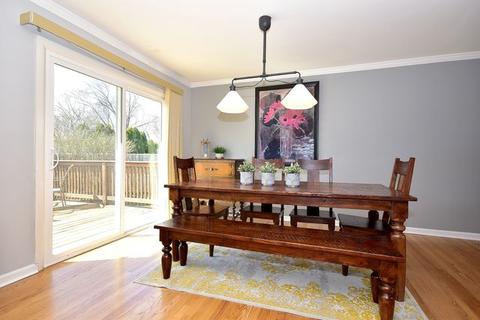 1103 Juniper Ln, Mount Prospect, IL 60056 photo 4