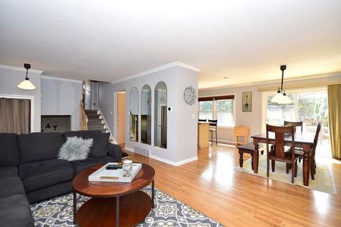 1103 Juniper Ln, Mount Prospect, IL 60056 photo 14