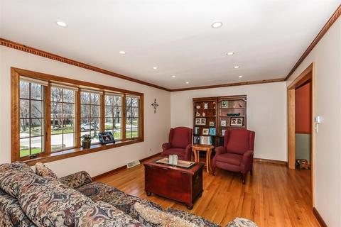 533 Hawthorne Ave, Bartlett, IL 60103 photo 4