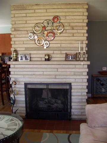 649 E Meyer St, Monticello, IL 61856 photo 3